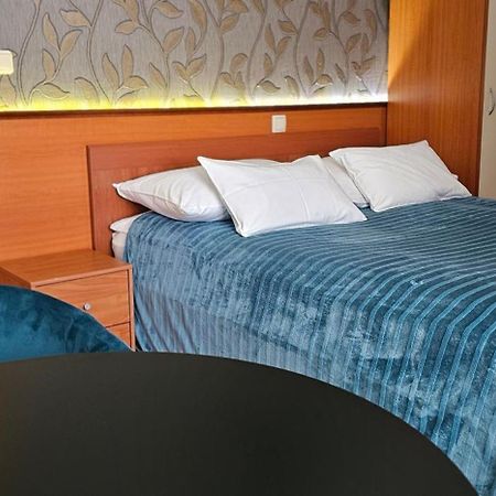 Sobe/Rooms Riva 扎达尔 外观 照片