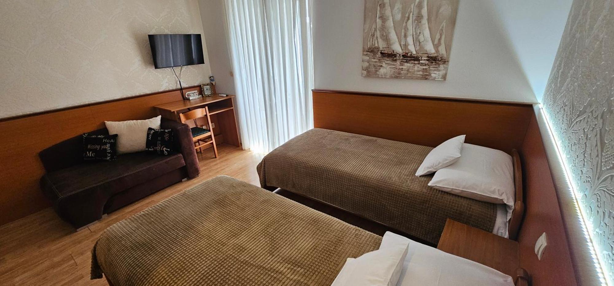 Sobe/Rooms Riva 扎达尔 外观 照片