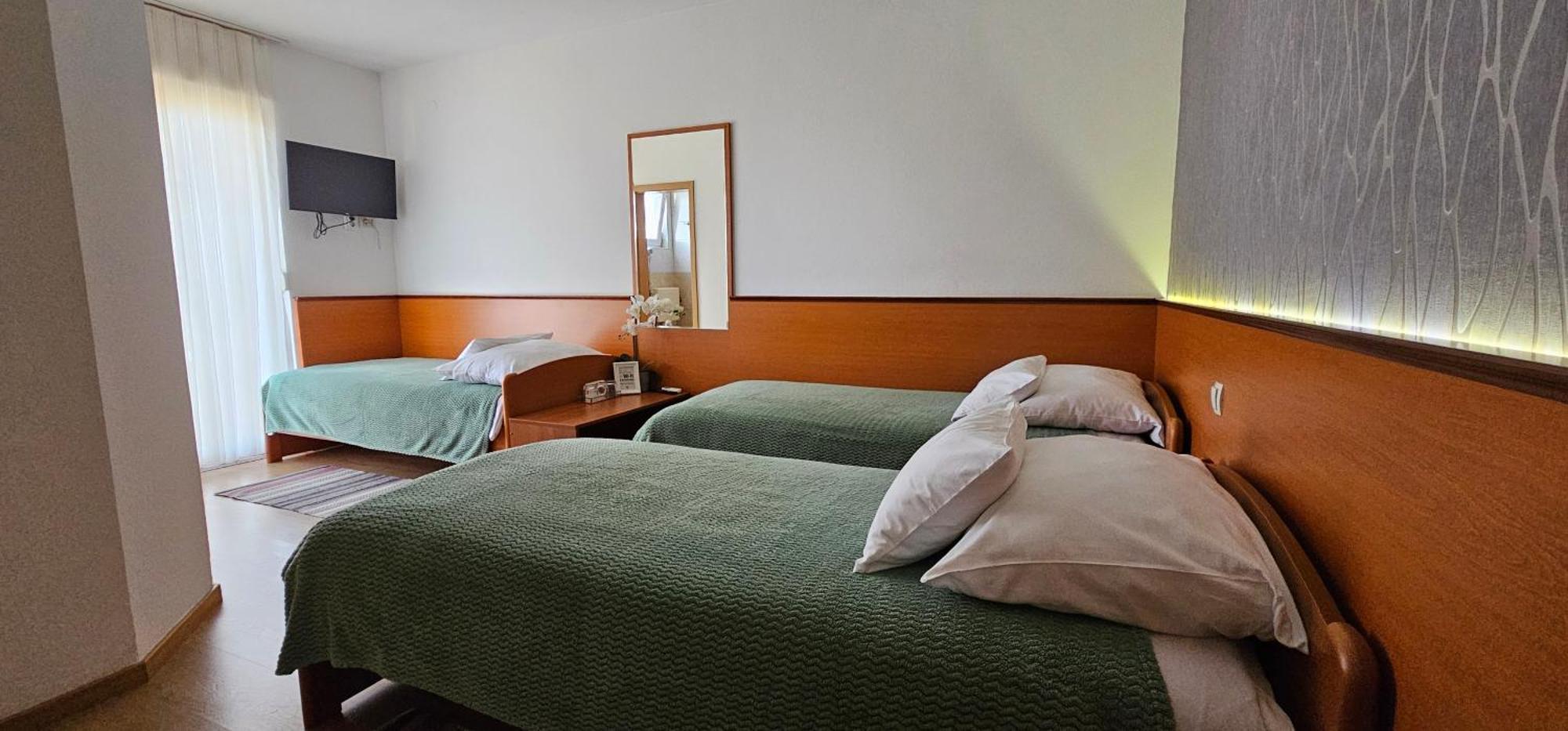 Sobe/Rooms Riva 扎达尔 外观 照片